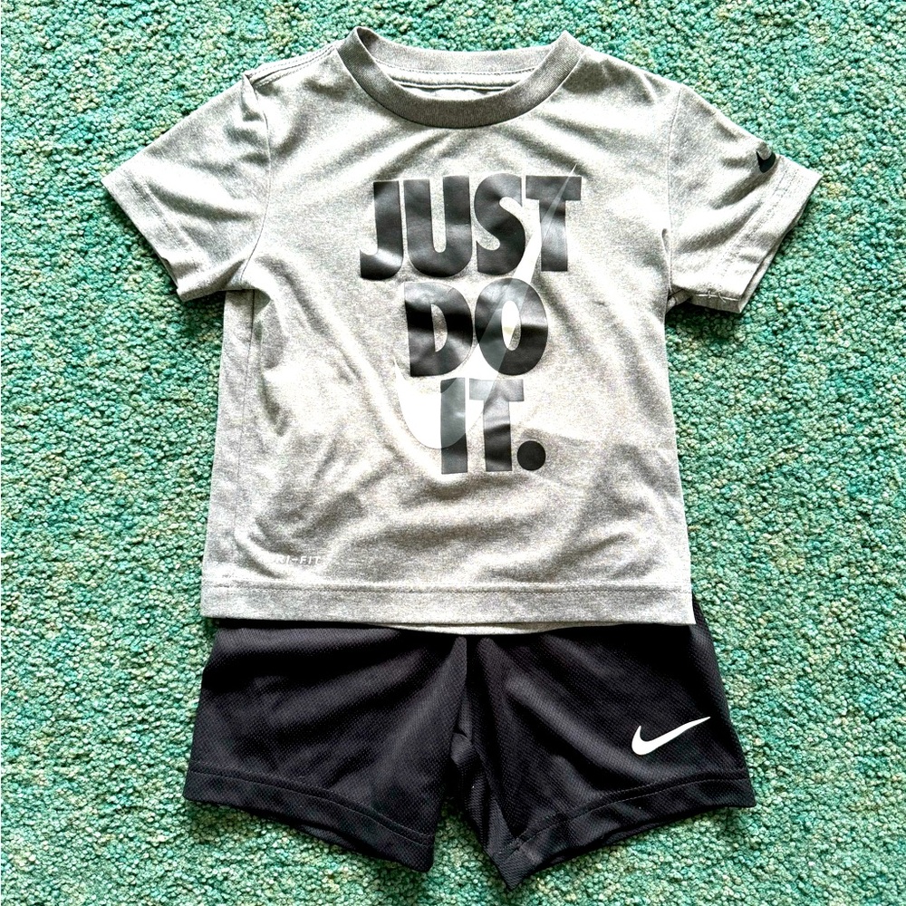 Nike Boys Dri-Fit Just Do It T-Shirt/Shorts Set Dark Grey/Heather Black Size 3T